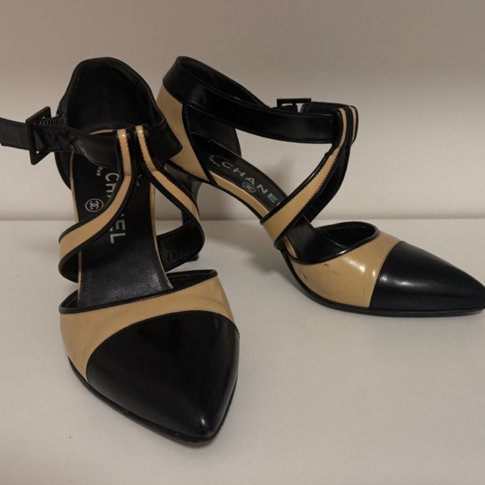 Chanel pumps size 38